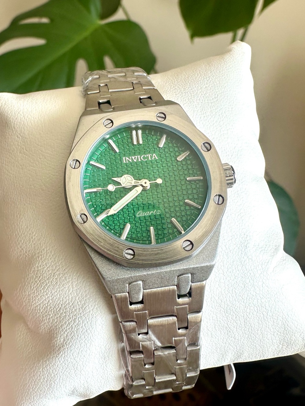 Invicta Celestial Green Flame Fusion Quartz Ladies Watch NWT NIB